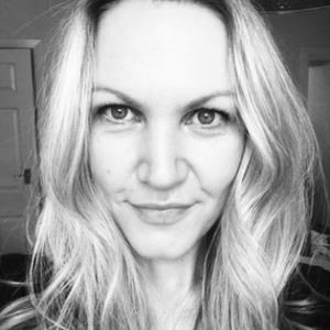 Alexandra Bell,Make-up Artist