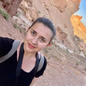 Sophia Lyons,Production Assistant