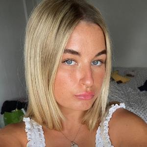 Lily Wilson,Studio Assistant