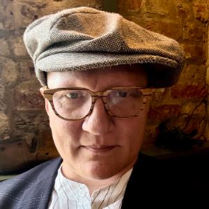 Garry Wood,Director (Self Shooting)
